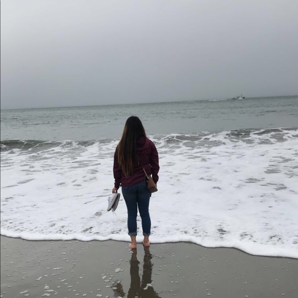 Meet your Posher, Cristina - Picture 1 of 1